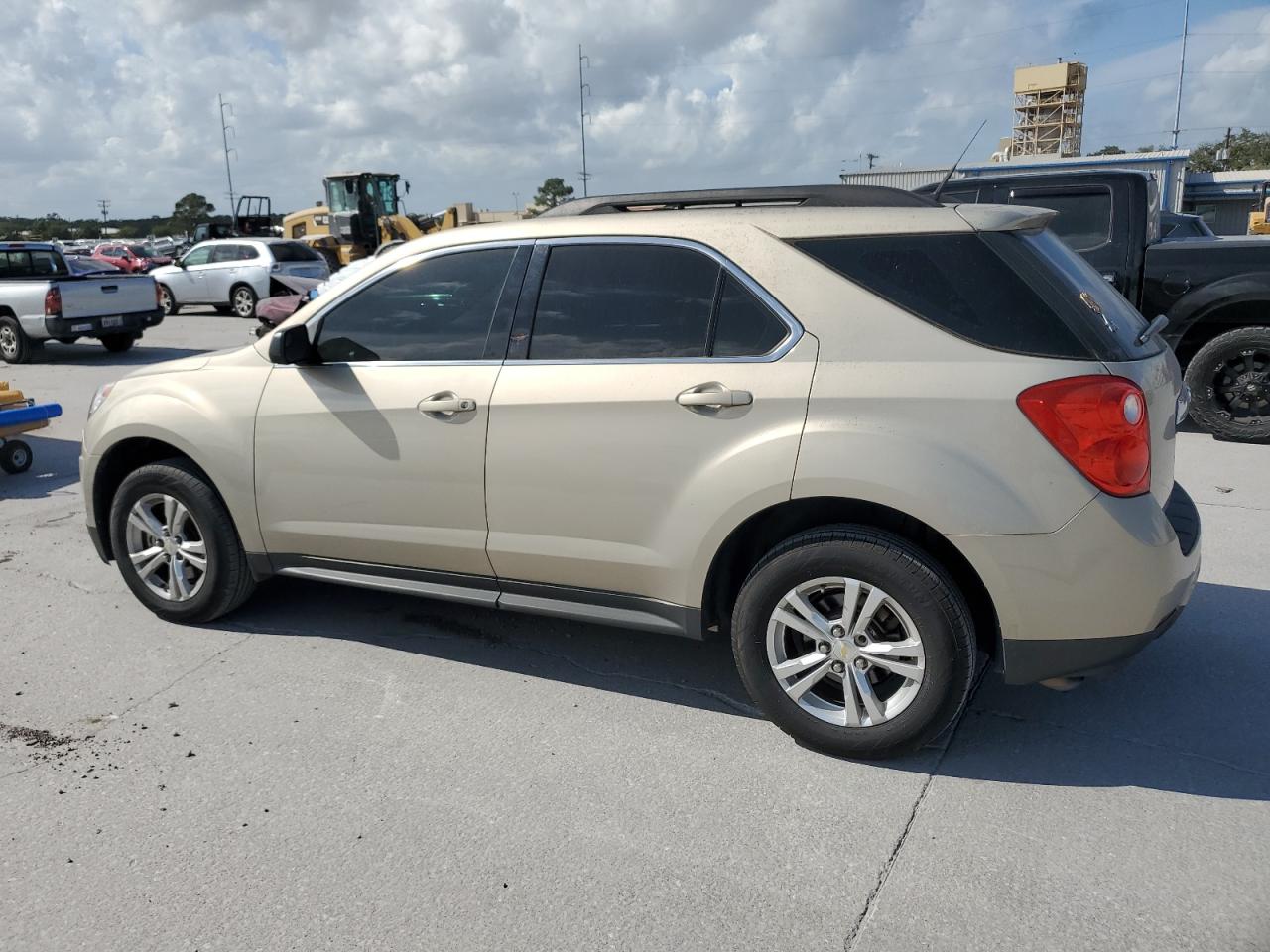 2012 Chevrolet Equinox - Image 2