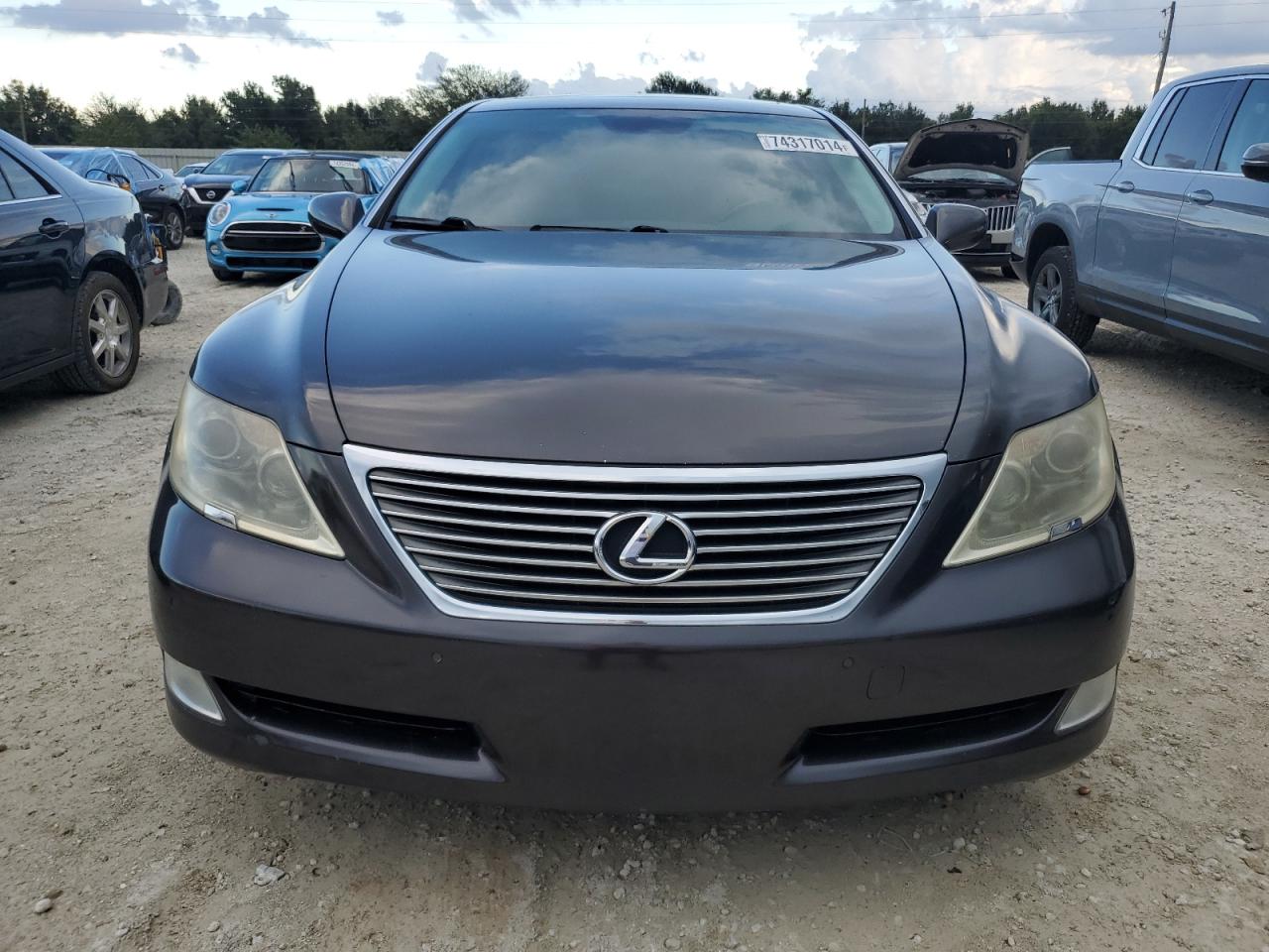 2009 Lexus LS - Image 5