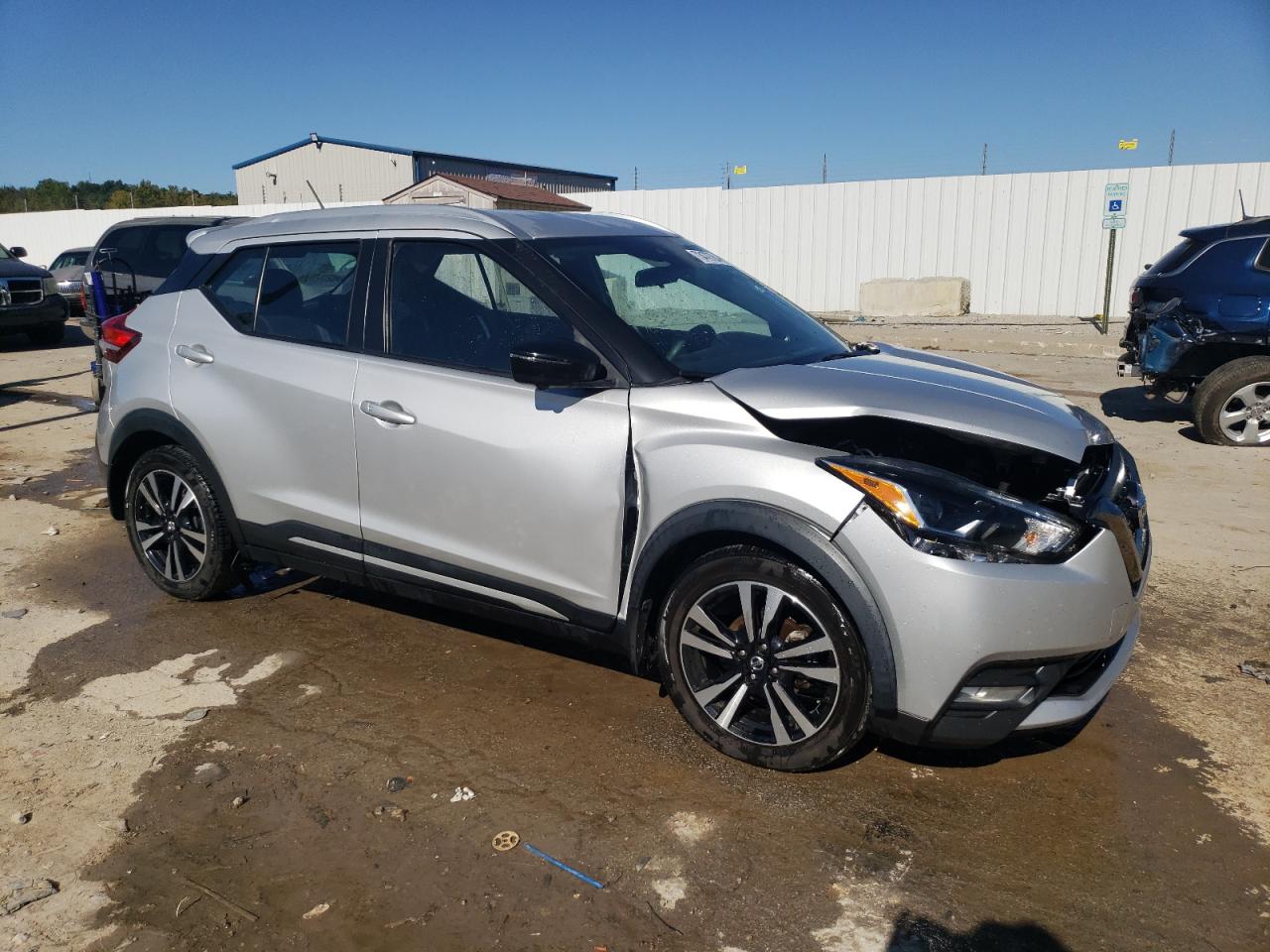 2020 Nissan Kicks - Image 4