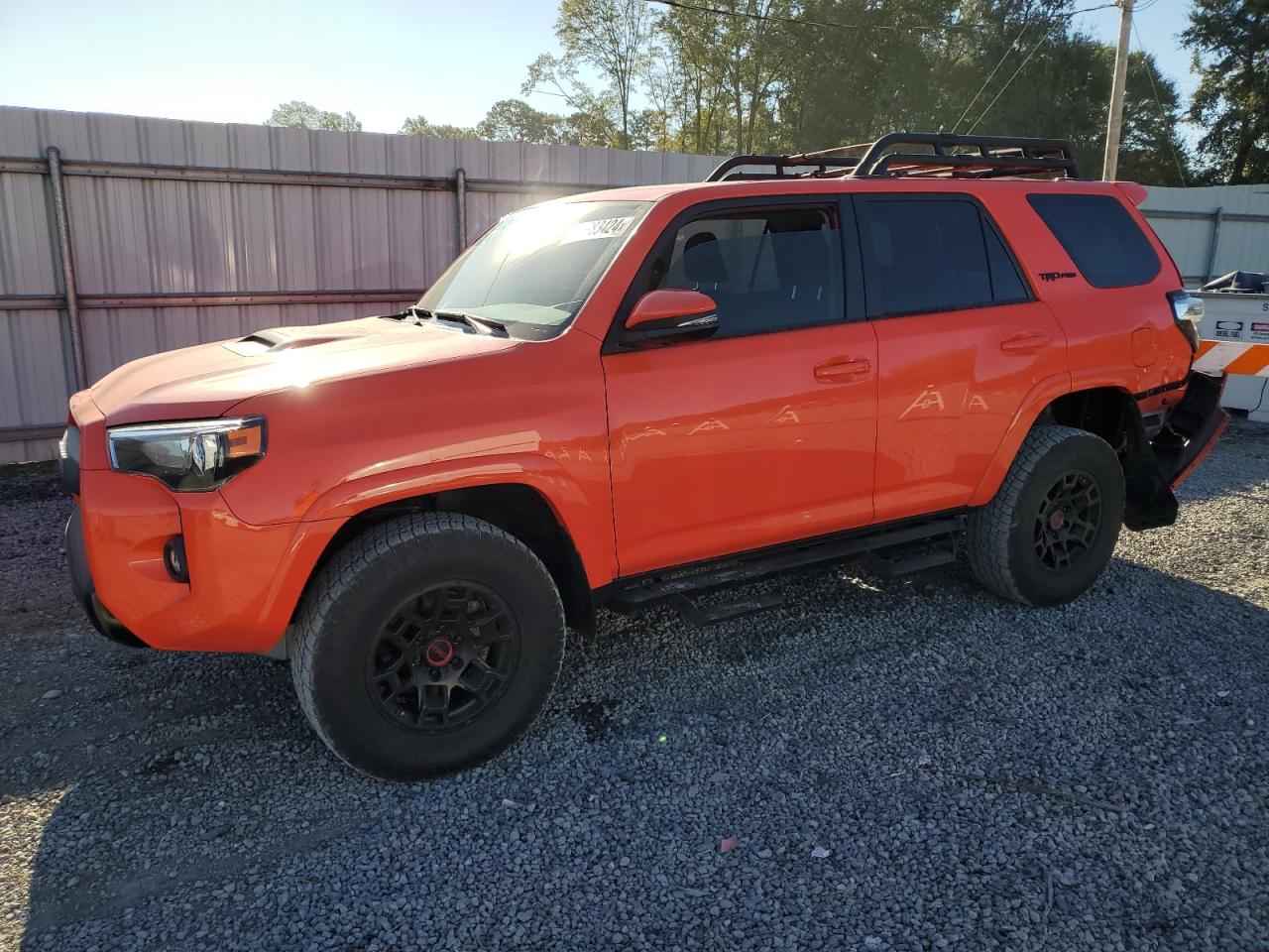 2023 TOYOTA 4RUNNER SE