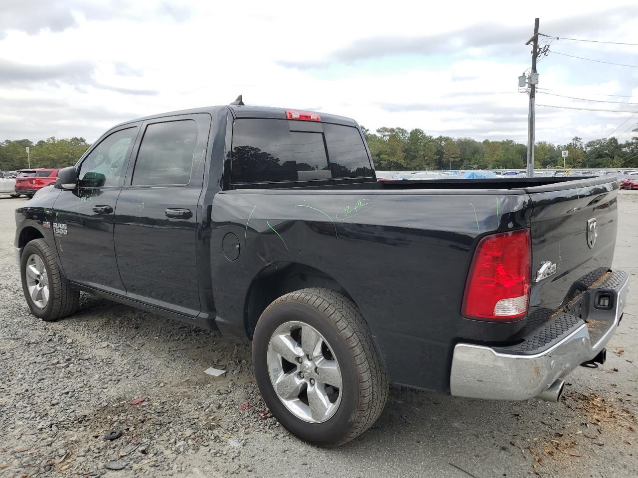 2019 RAM 1500 - Image 2