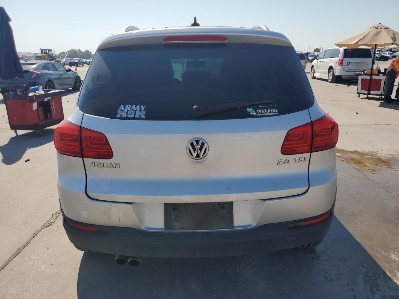 2012 Volkswagen Tiguan S VIN: WVGAV7AXXCW527809 Lot: 76131994