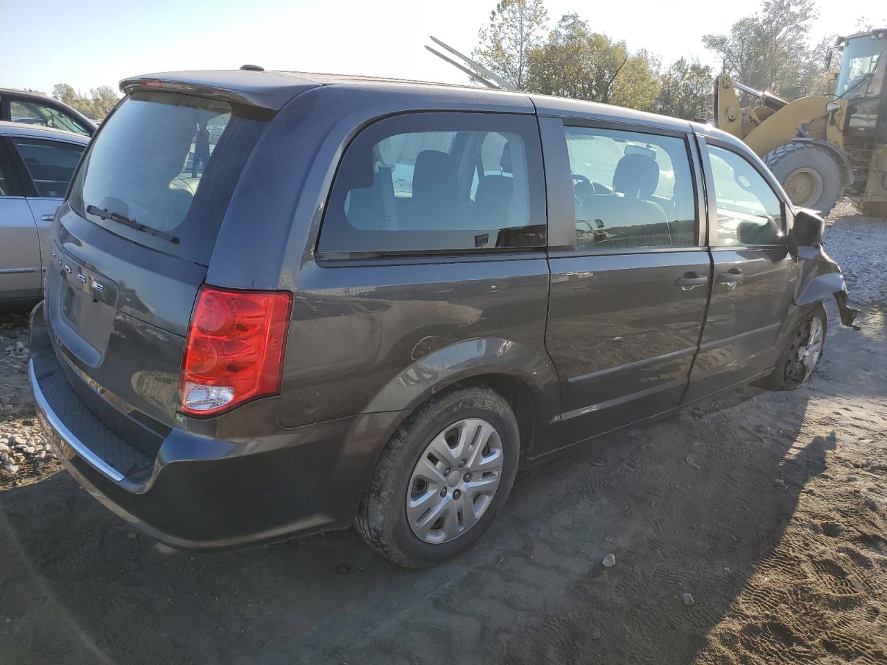 2016 Dodge Caravan - Image 3