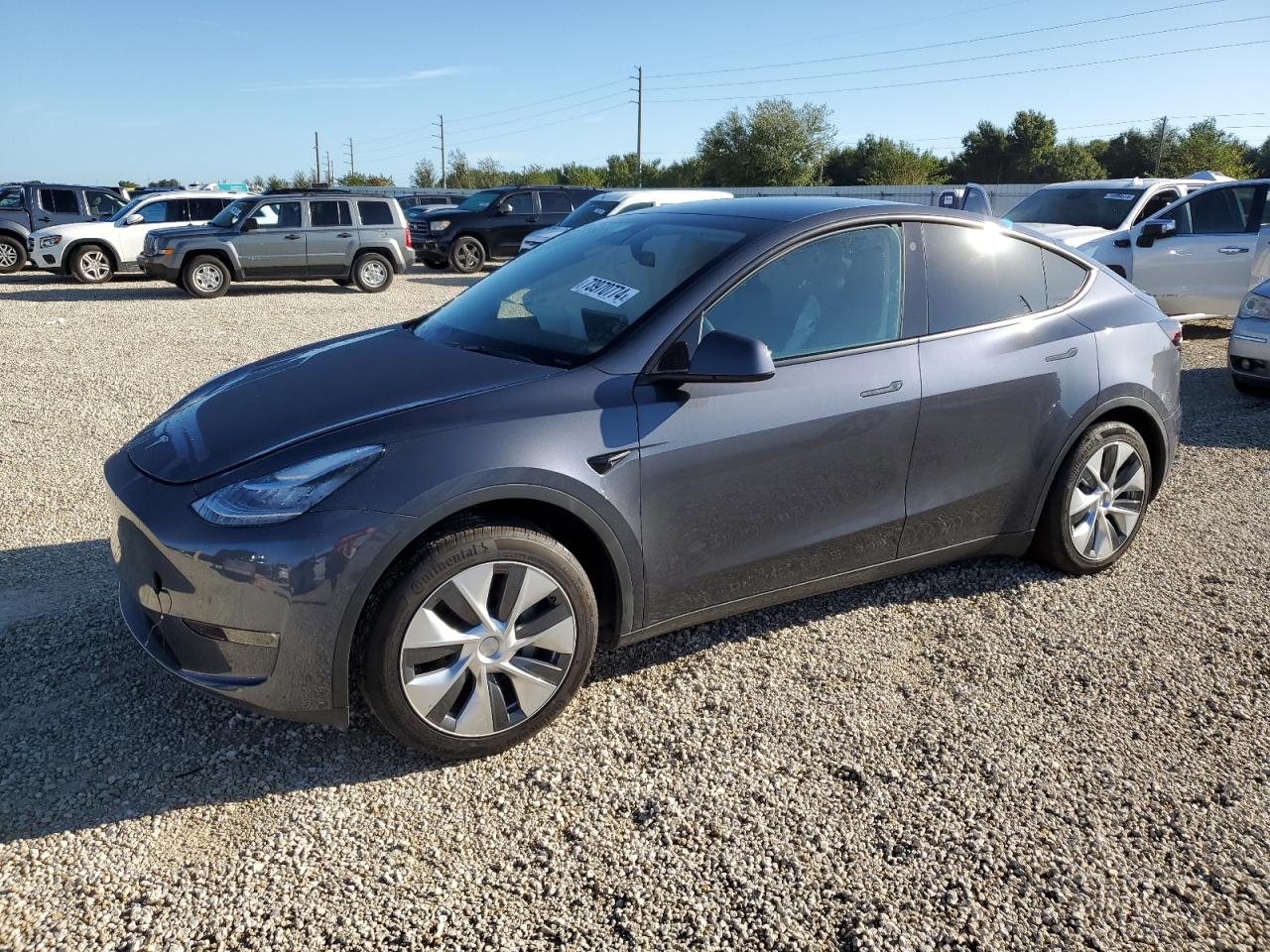 7SAYGDEE2PA083551 2023 TESLA MODEL Y - Image 1