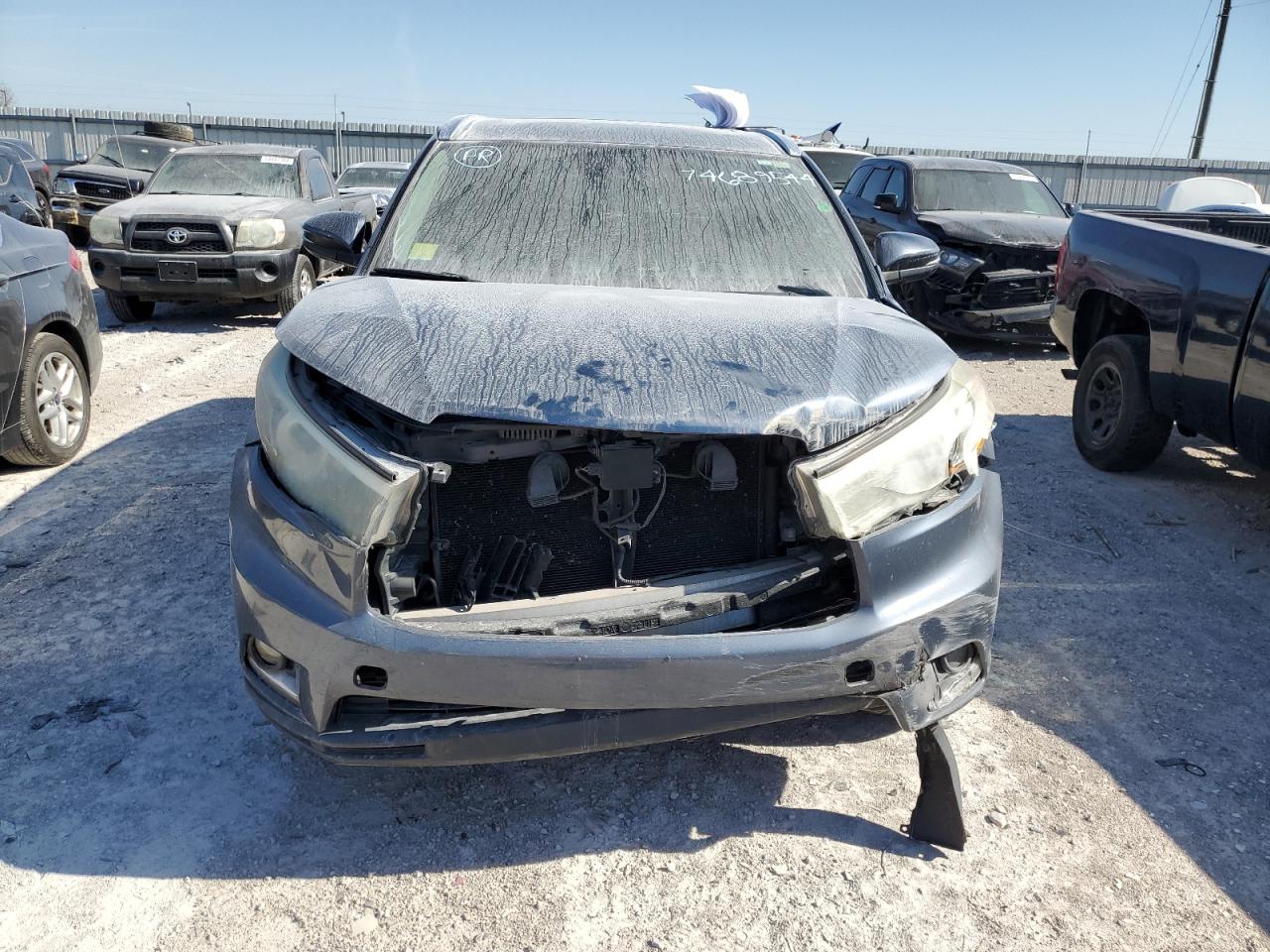 2014 Toyota Highlander - Image 5