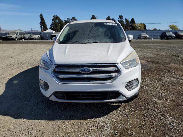  FORD ESCAPE 2017 Biały