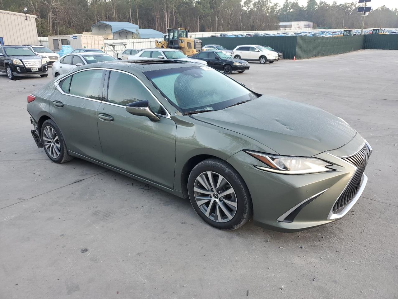 2020 Lexus ES - Image 4