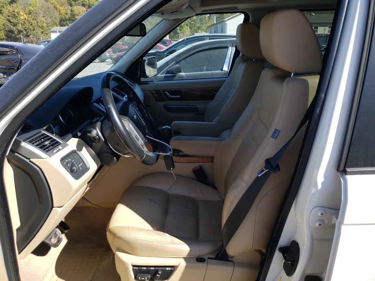 2007 Land Rover Range Rover Sport Hse VIN: SALSK25457A105057 Lot: 76470194