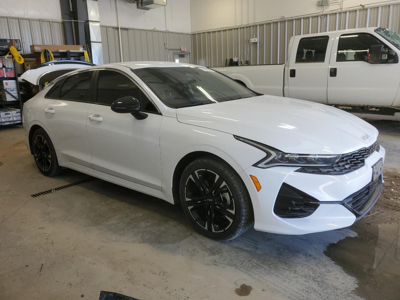 2024 Kia K5 - Image 4