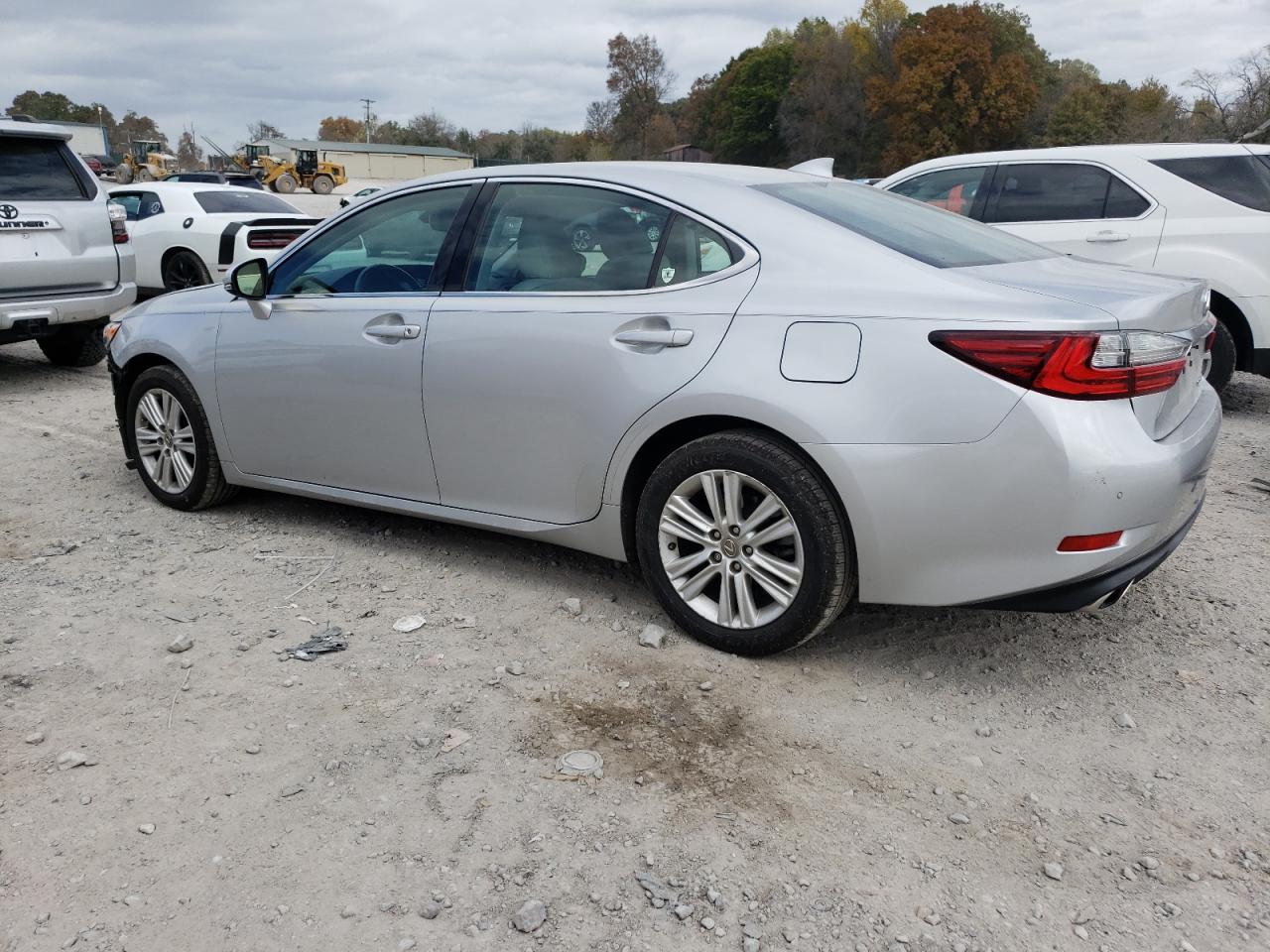 VIN 58ABK1GG0JU090230 2018 LEXUS ES350 no.2