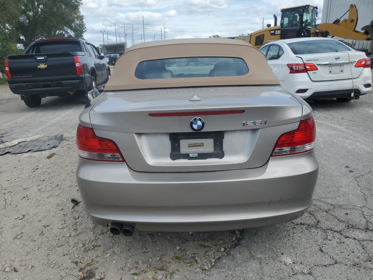 2009 BMW 128 I VIN: WBAUL73539VJ76952 Lot: 76992254