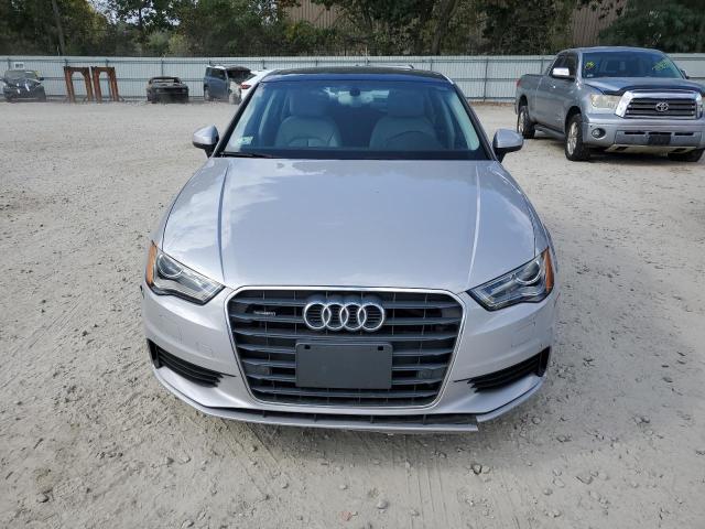 Sedans AUDI A3 2015 Srebrny