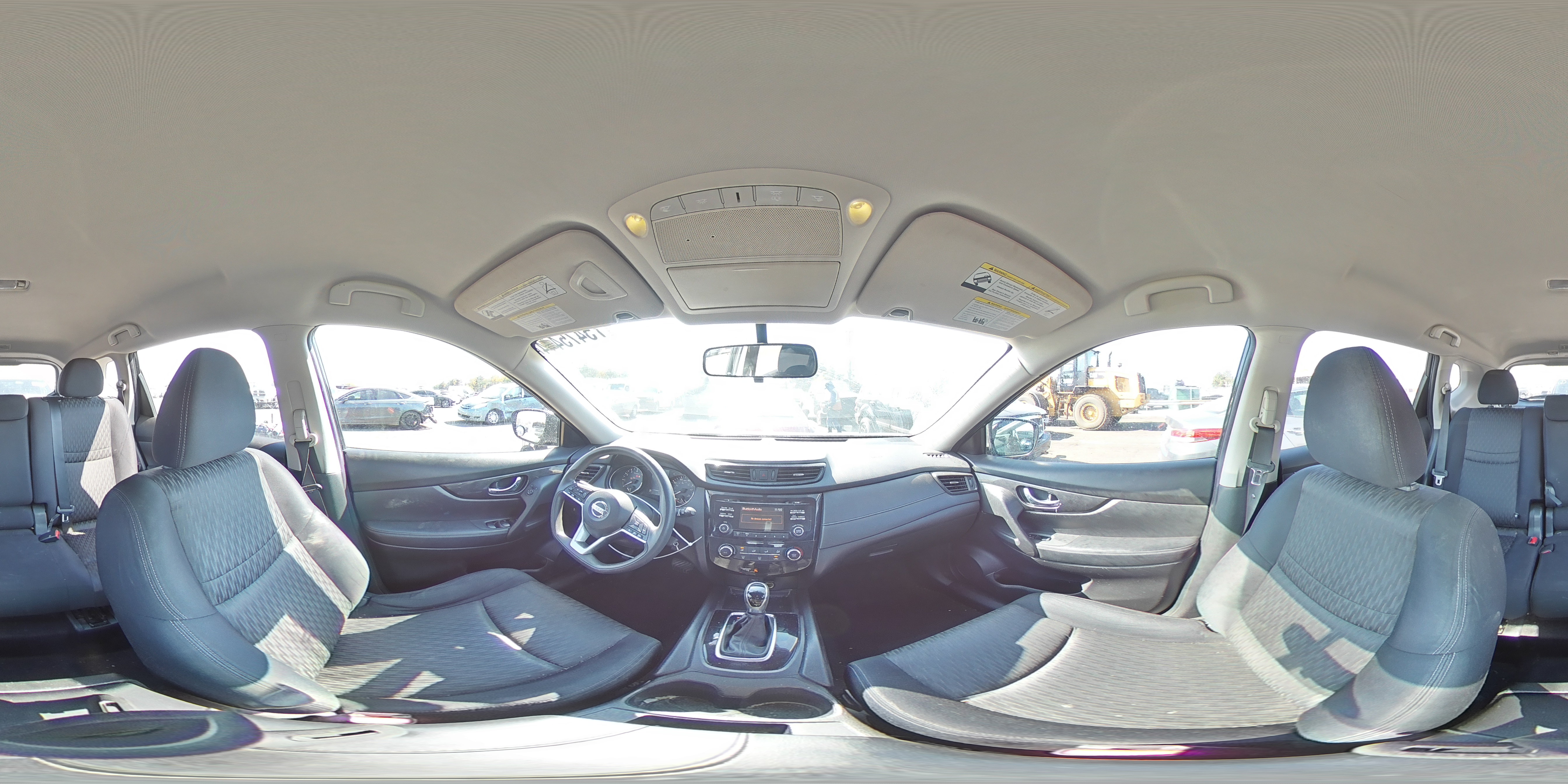 2017 Nissan Rogue - Image 14
