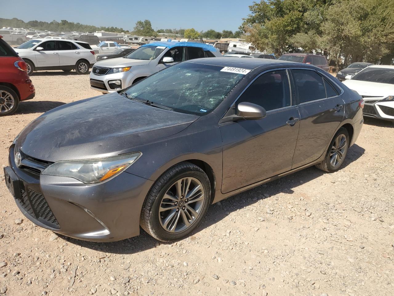 4T1BF1FK1HU373439 2017 TOYOTA CAMRY - Image 1