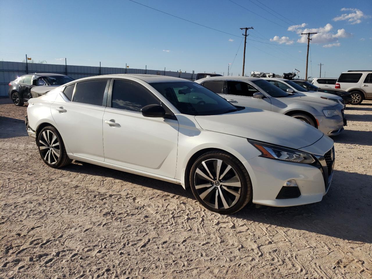 VIN 1N4BL4CV3KC258955 2019 NISSAN ALTIMA no.4