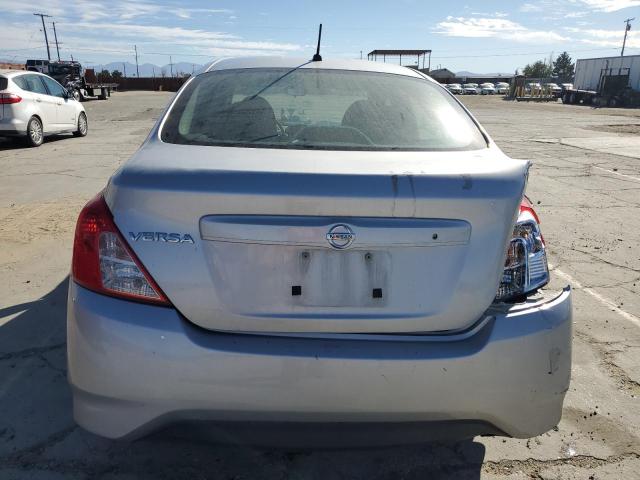  NISSAN VERSA 2016 White