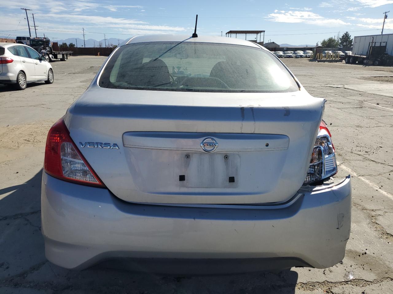 2016 Nissan Versa S VIN: 3N1CN7AP5GL889512 Lot: 78331564