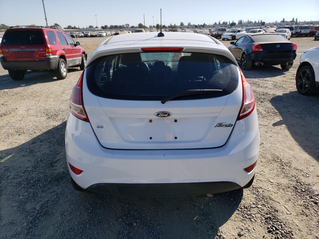 2014 Ford Fiesta Se VIN: 3FADP4EJ6EM121843 Lot: 75704904