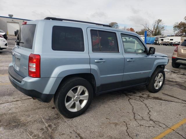  JEEP PATRIOT 2014 Granatowy