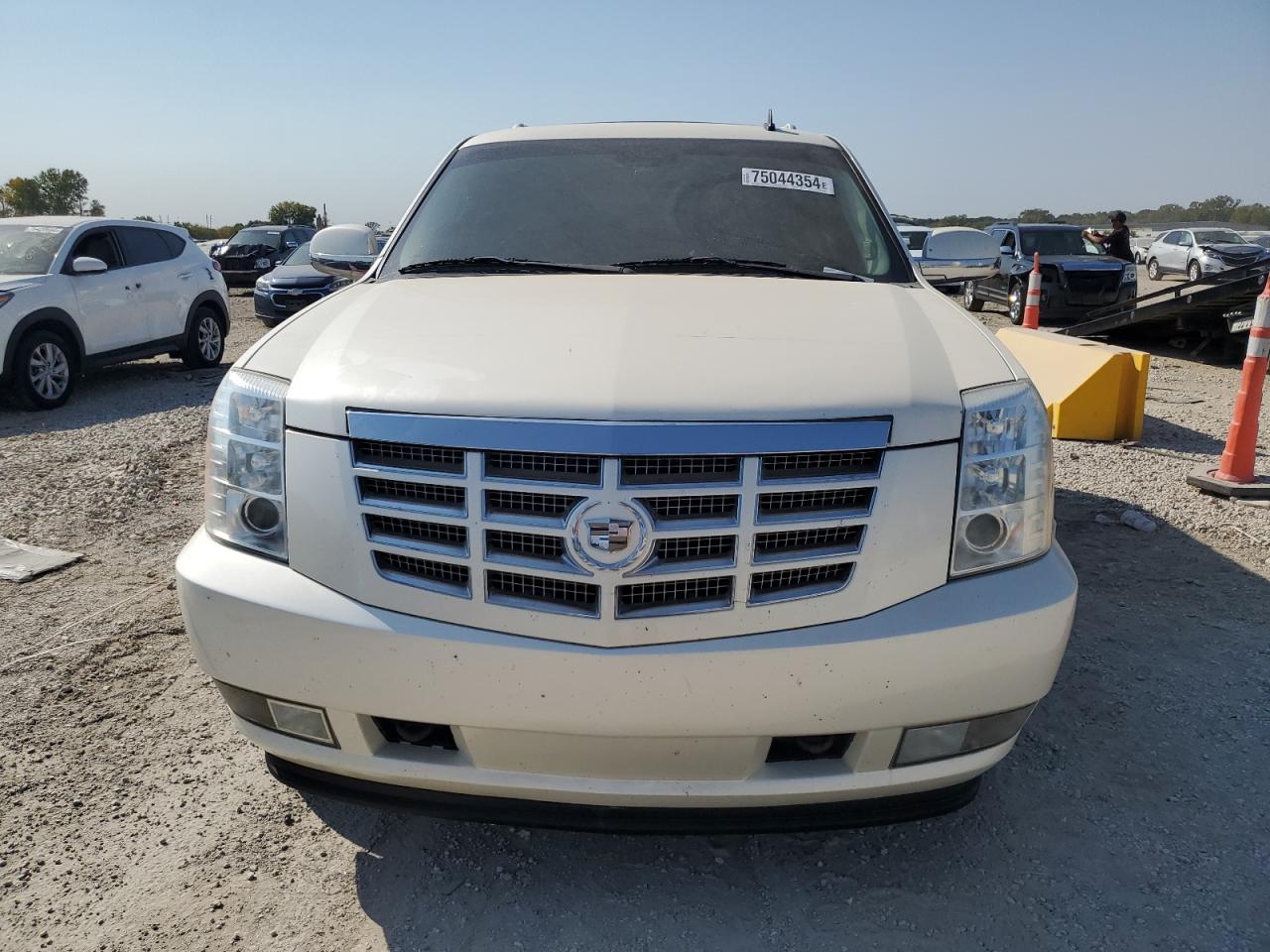 2009 Cadillac Escalade - Image 5