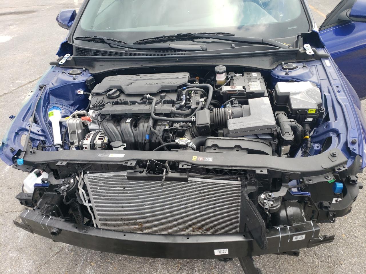 2024 Hyundai Elantra - Image 11