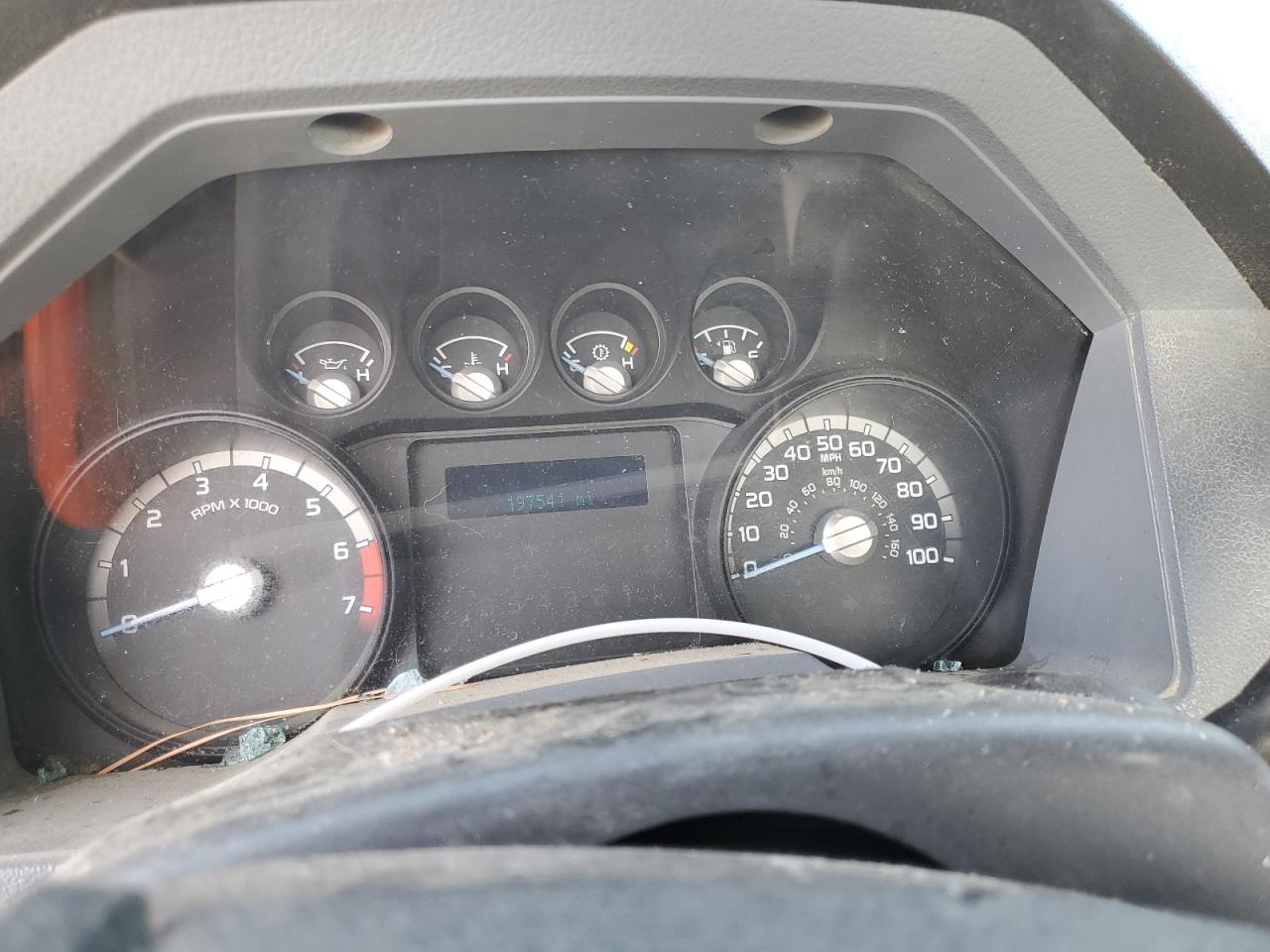 2011 Ford F350 - Image 9