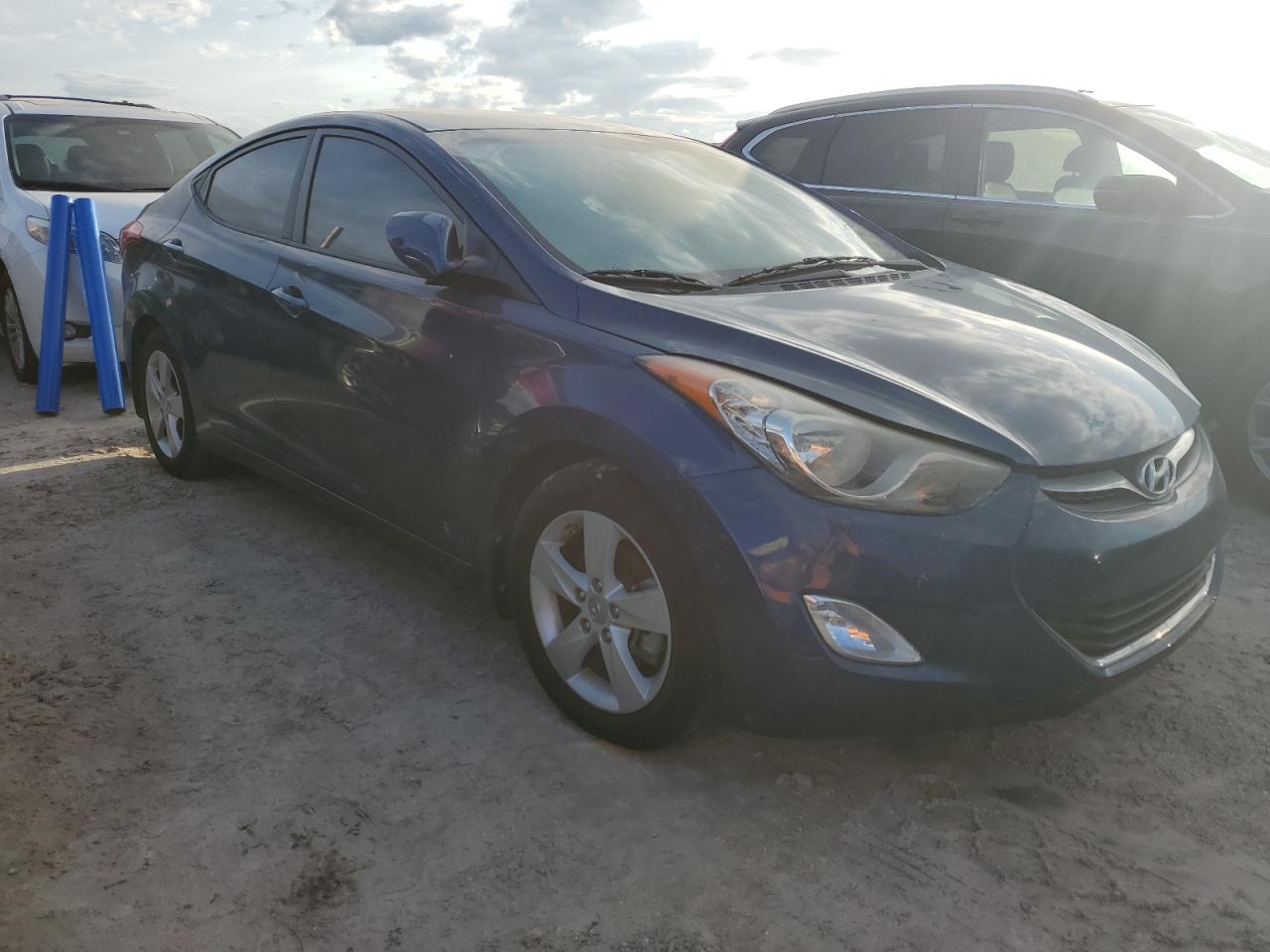 2013 Hyundai Elantra Gls VIN: KMHDH4AE0DU979752 Lot: 74705414