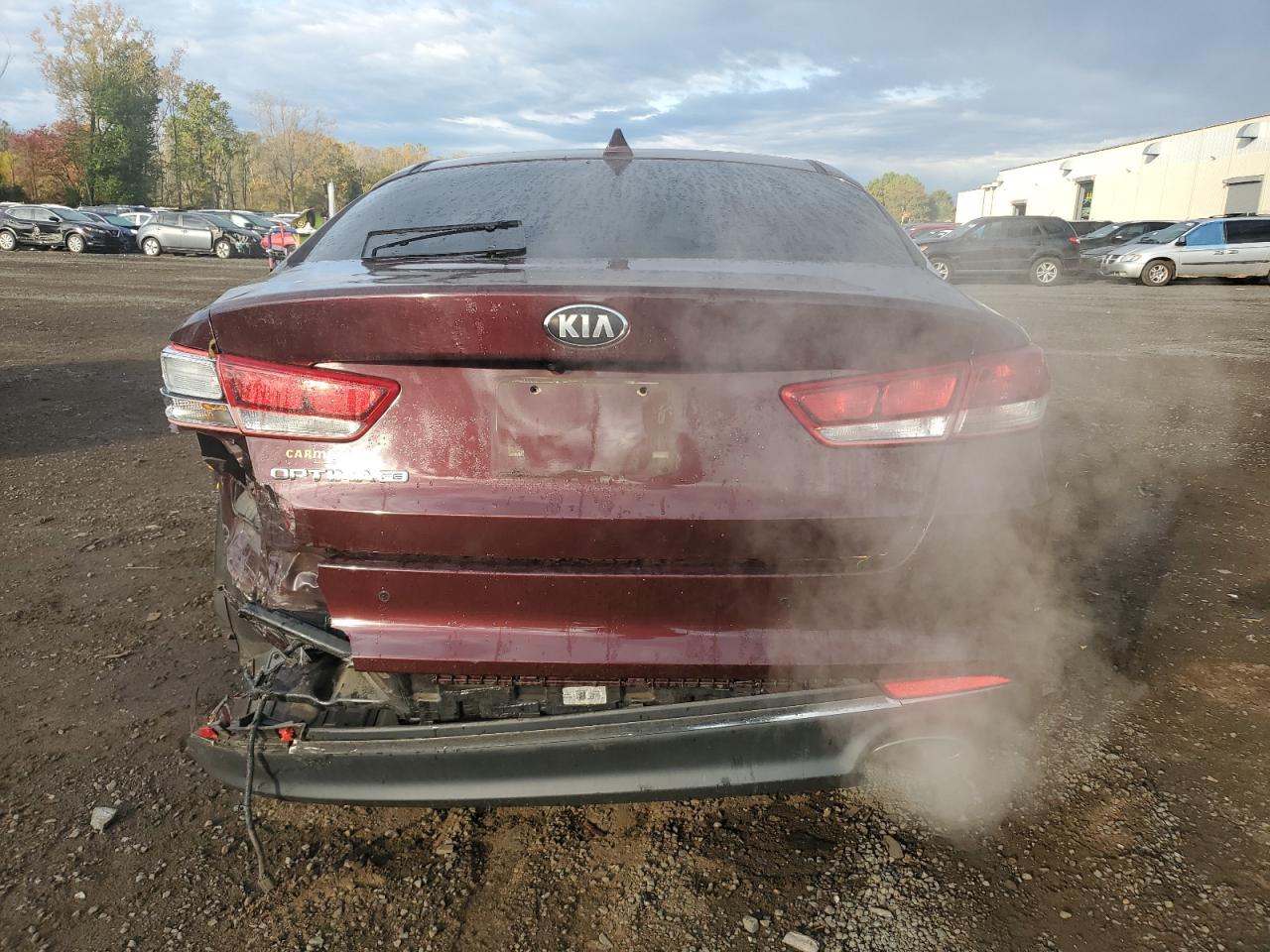 5XXGT4L3XJG195687 2018 Kia Optima Lx