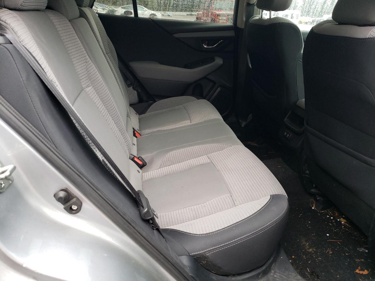 2021 Subaru Outback - Image 12