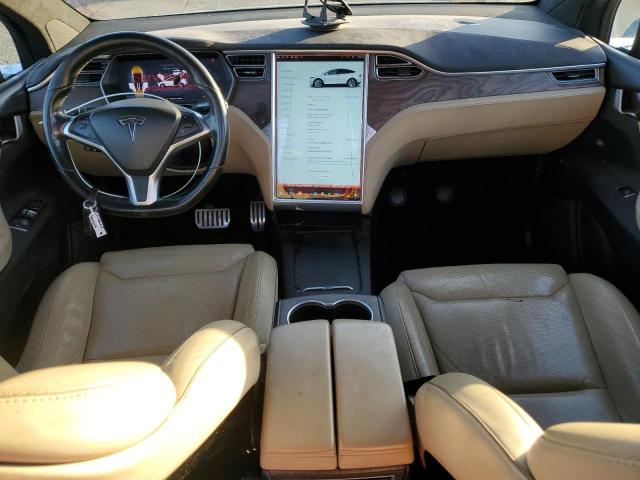  TESLA MODEL X 2016 Белый