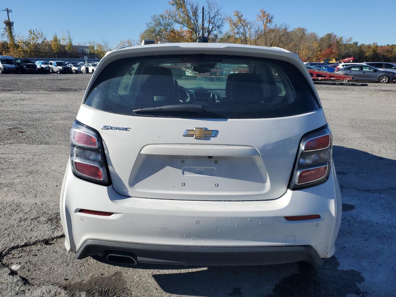 2020 Chevrolet Sonic VIN: 1G1JG6SB6L4116276 Lot: 75855404