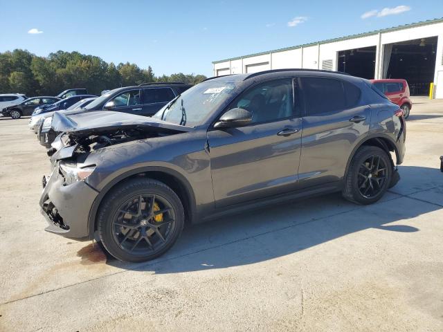 2019 Alfa Romeo Stelvio 