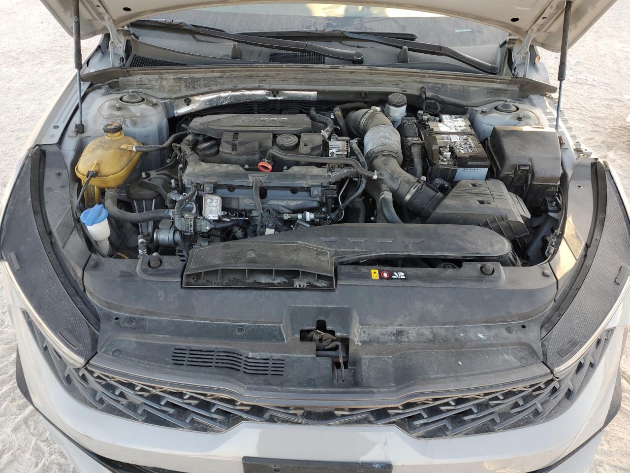 2021 Kia K5 - Image 12