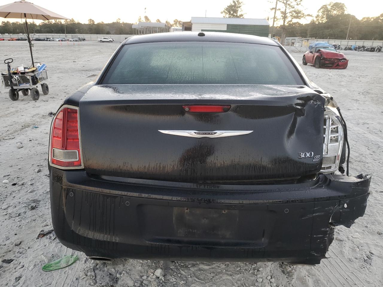 2013 Chrysler 300 - Image 6