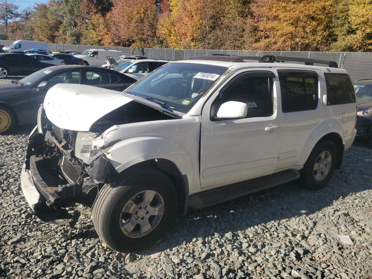 2005 Nissan Pathfinder - Image 1
