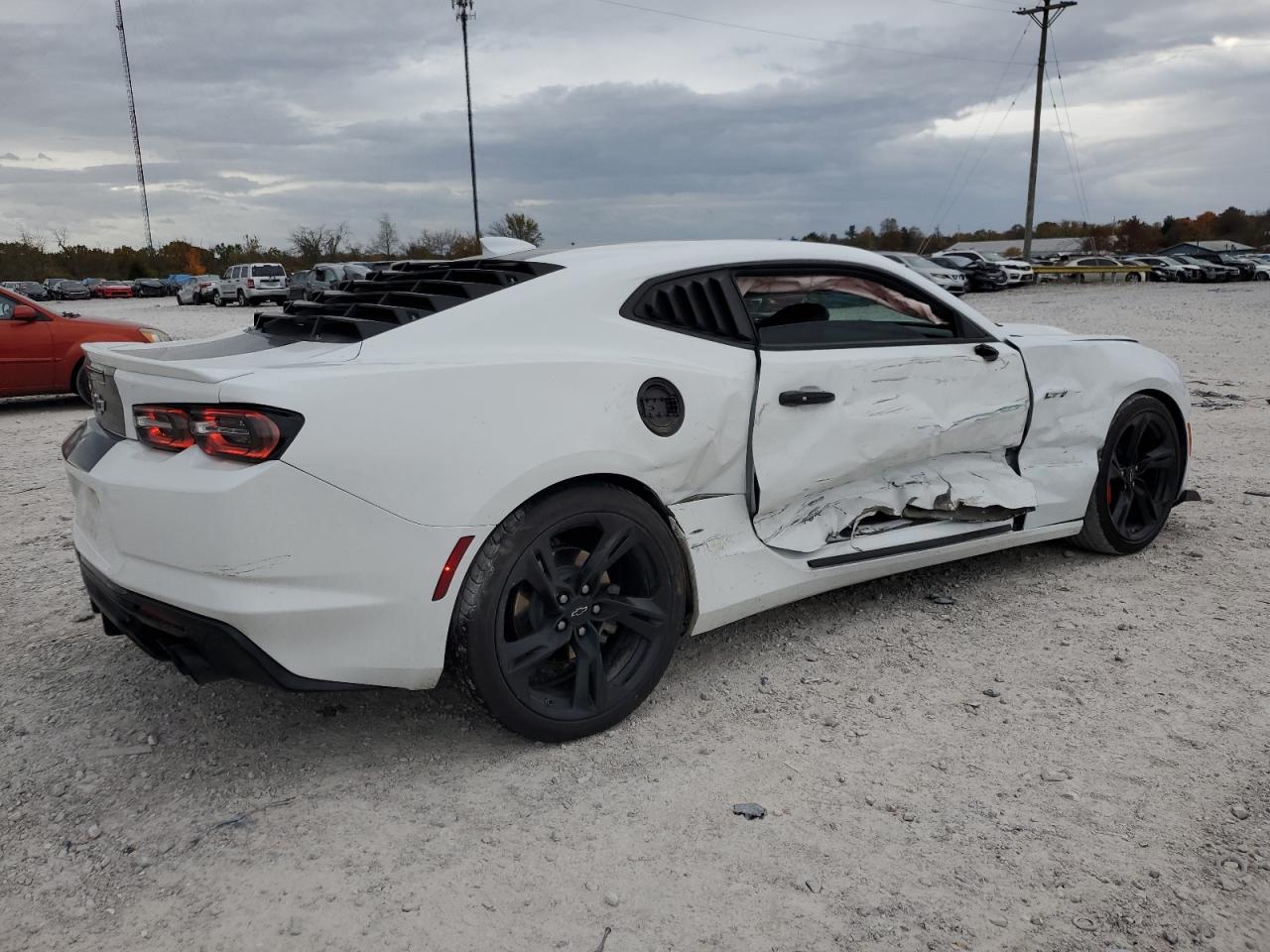 2022 Chevrolet Camaro - Image 3