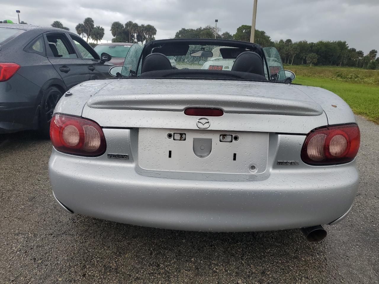 2003 Mazda Mx-5 Miata Base VIN: JM1NB353530302120 Lot: 74200654