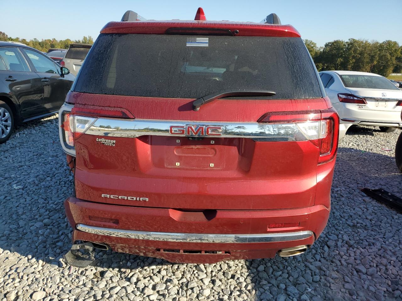 2021 GMC Acadia - Image 6