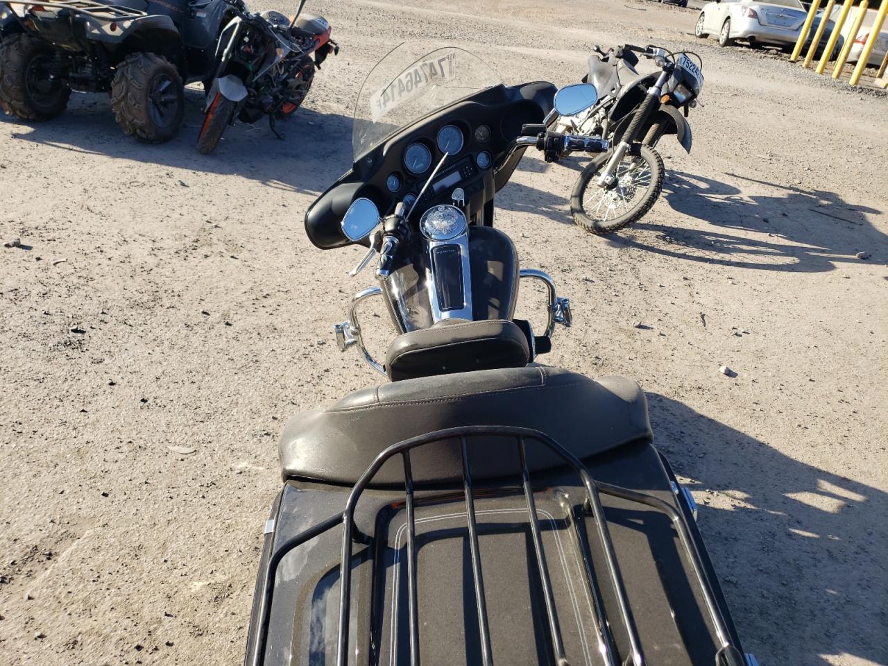 2011 Harley-Davidson Flhtc VIN: 1HD1FF413BB645630 Lot: 74746414