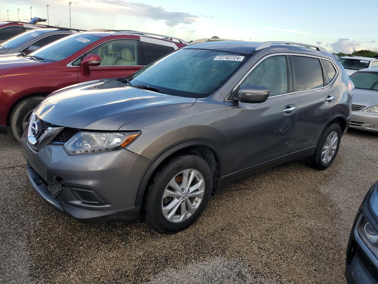 KNMAT2MT4FP509956 2015 NISSAN ROGUE - Image 1