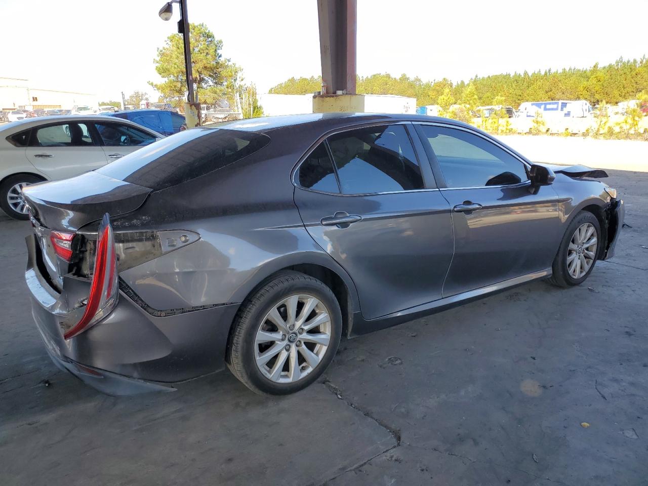 2018 Toyota Camry - Image 3