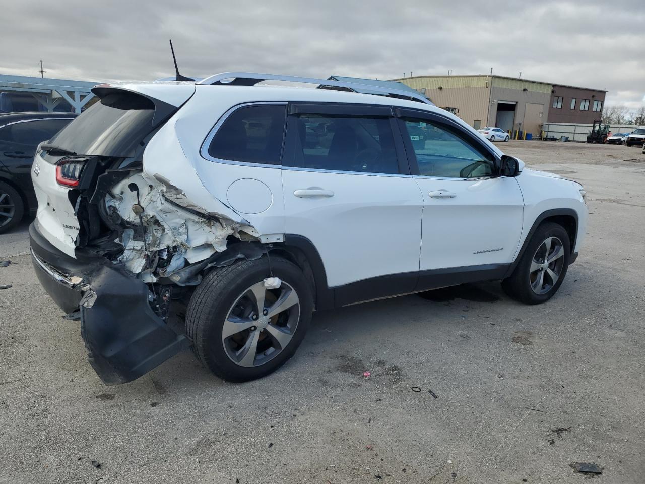 2019 Jeep Grand Cherokee - Image 3