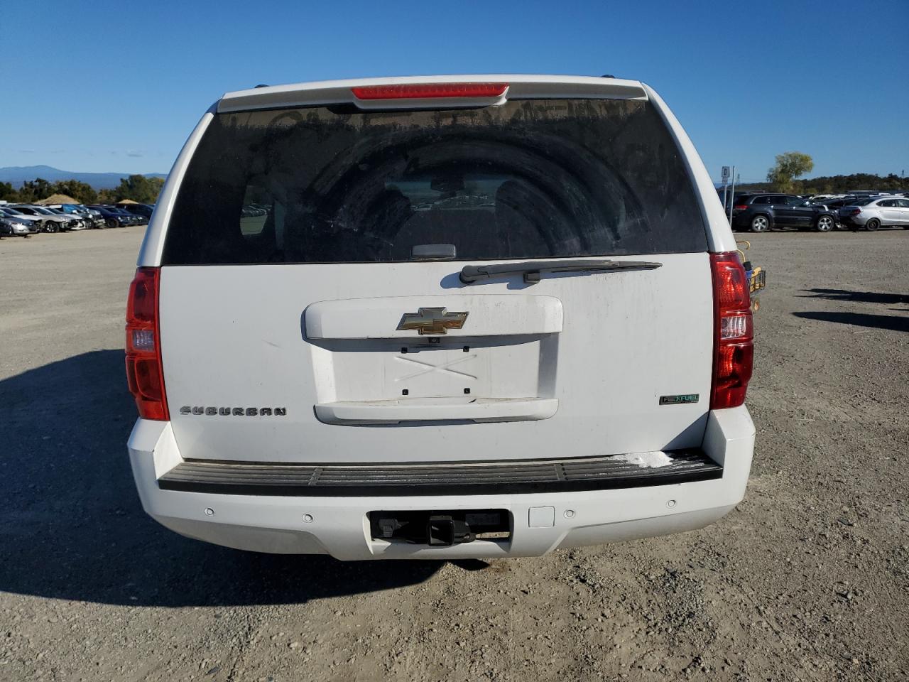 2011 Chevrolet Suburban - Image 6