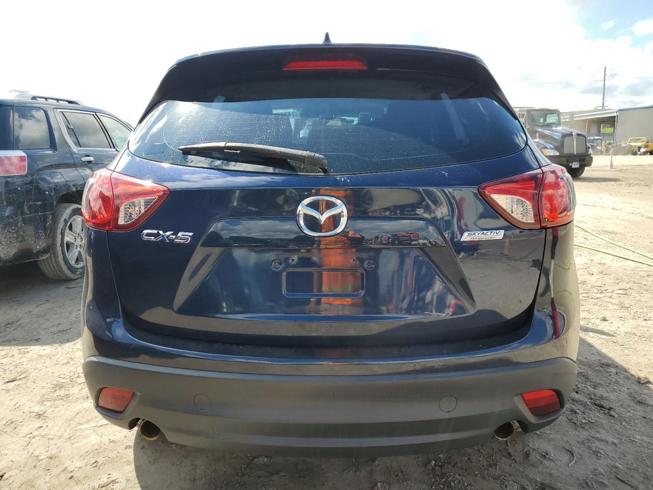 2016 Mazda Cx-5 Sport VIN: JM3KE2BYXG0643739 Lot: 74368964