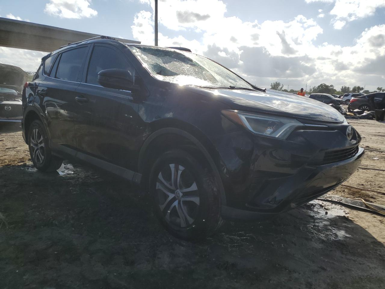 2017 Toyota Rav4 Le VIN: 2T3ZFREV2HW348419 Lot: 77385404