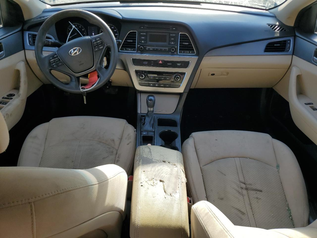 2016 Hyundai Sonata - Image 8