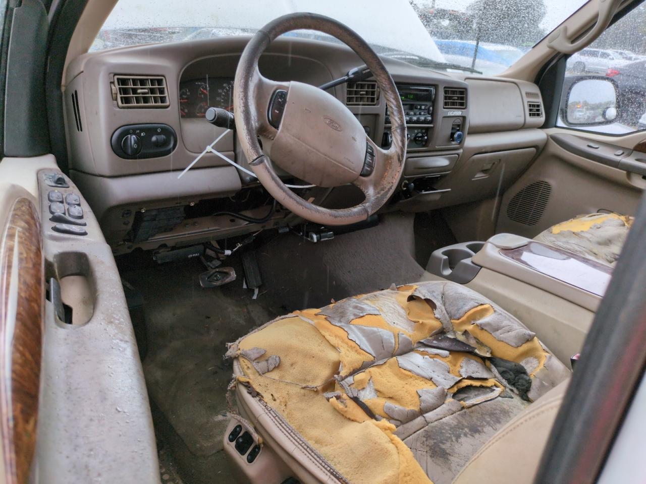 2000 Ford Excursion Limited VIN: 1FMNU43S7YEA01218 Lot: 73922084