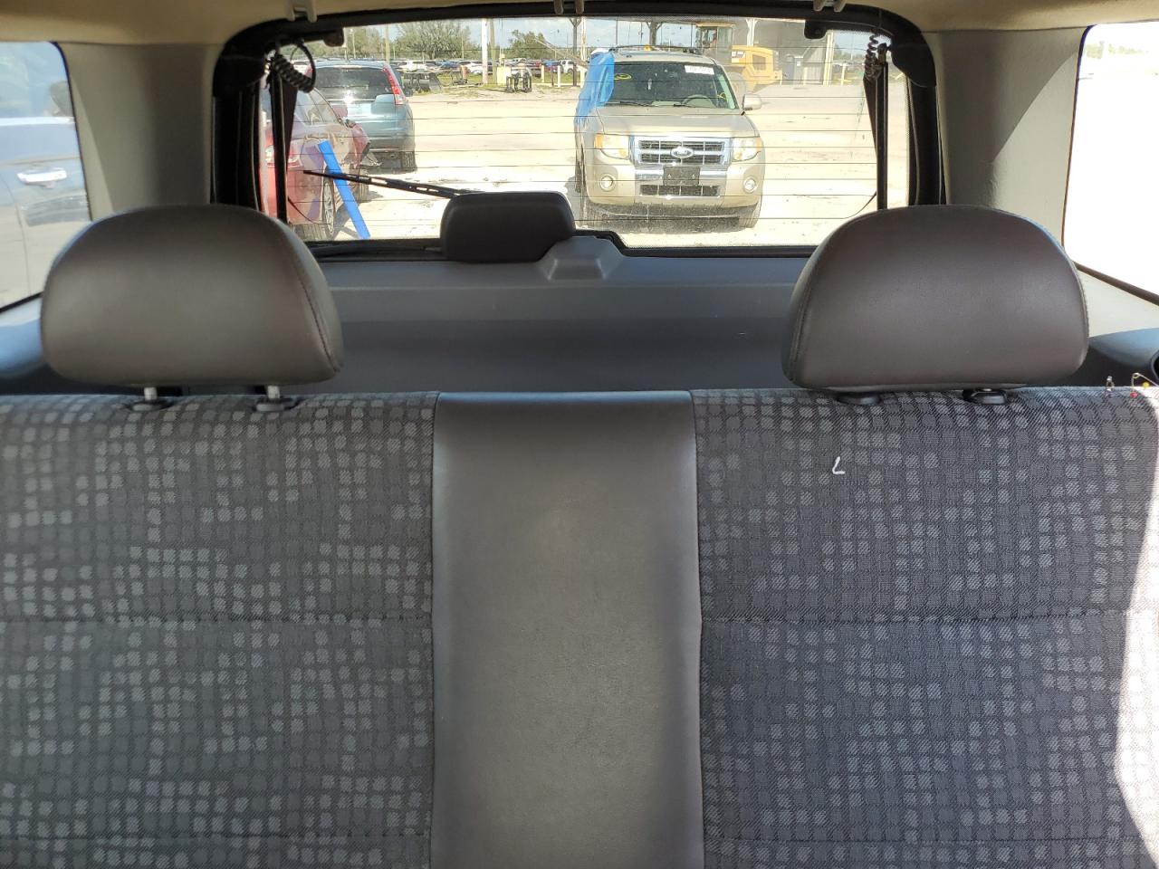 2001 Ford Escape - Image 10
