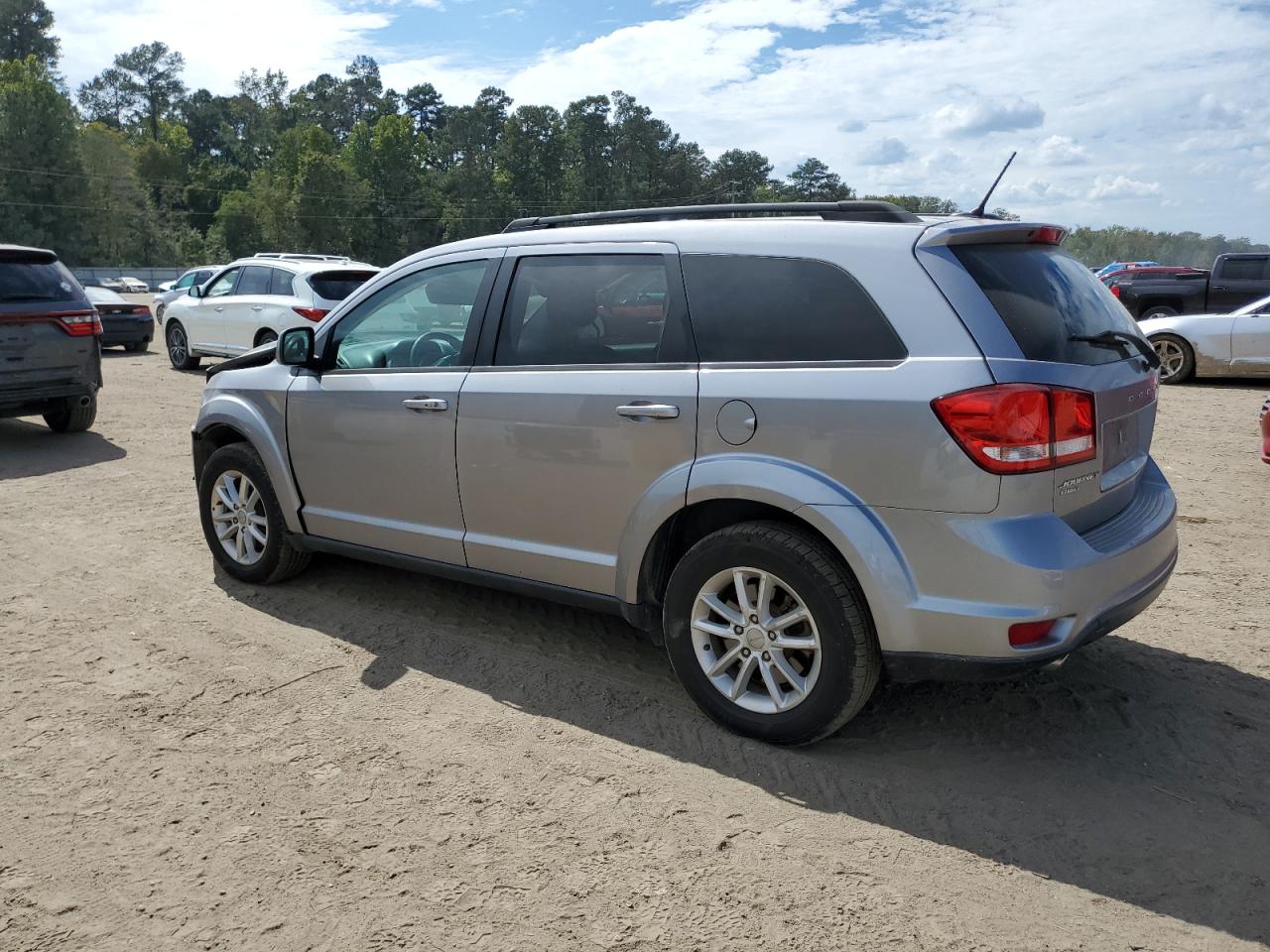 2017 Dodge Journey - Image 2