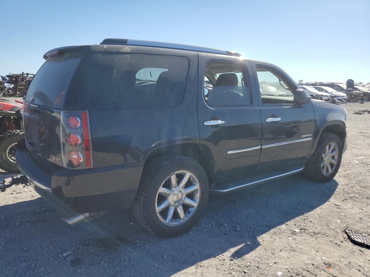 2012 GMC Yukon - Image 3